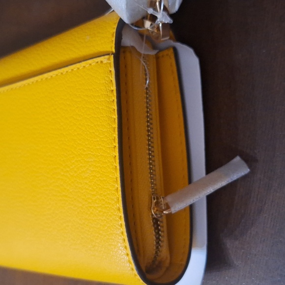 HP Michael Kors Jasmine yellow crossbody bag - Picture 8 of 10